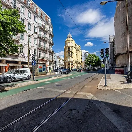 아파트 Spacious 3br Apartment, Metro At Door, Baixa *